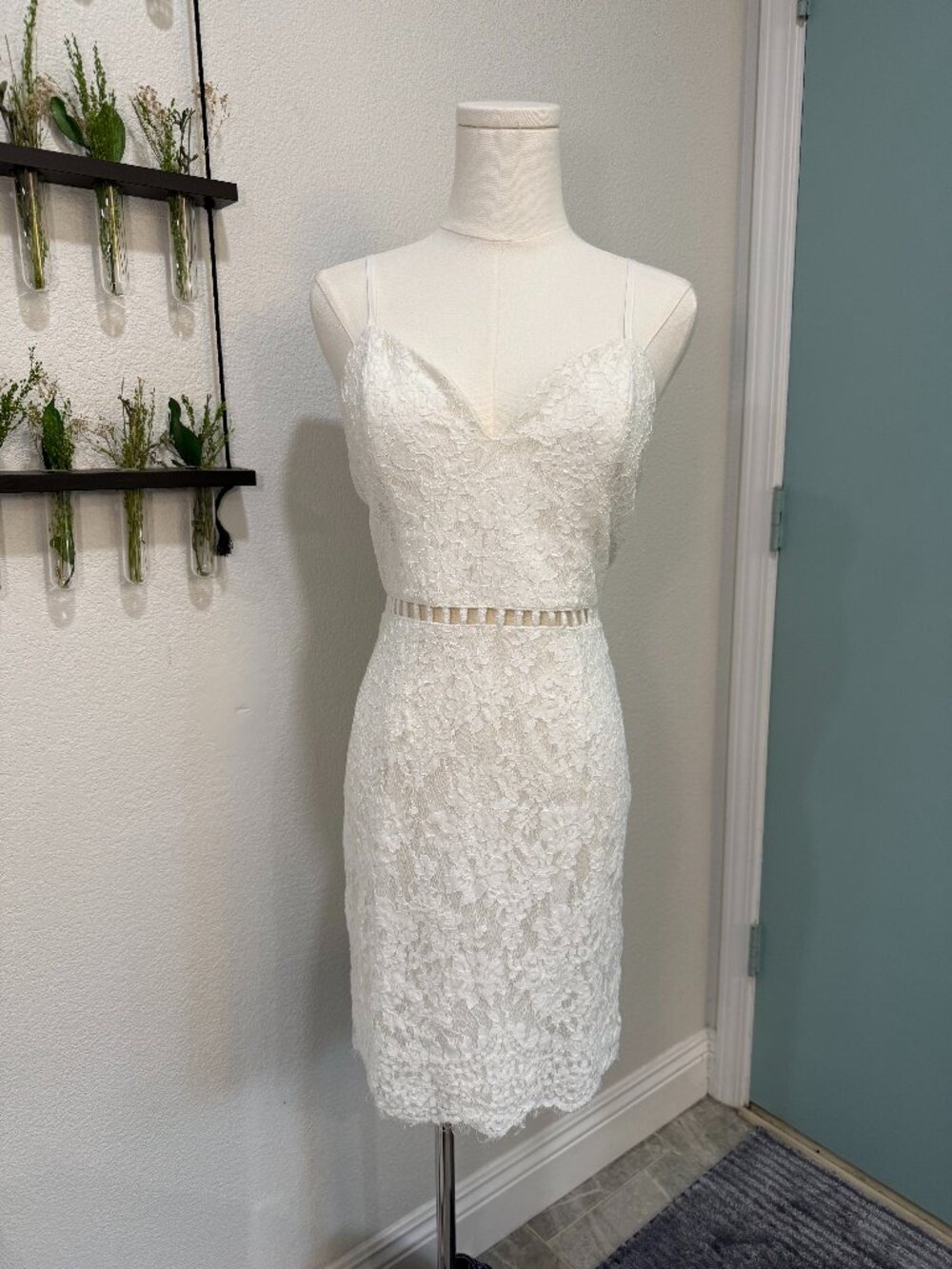 Bargoos White Lace Knee Length Dress With Waist Cutout Detail